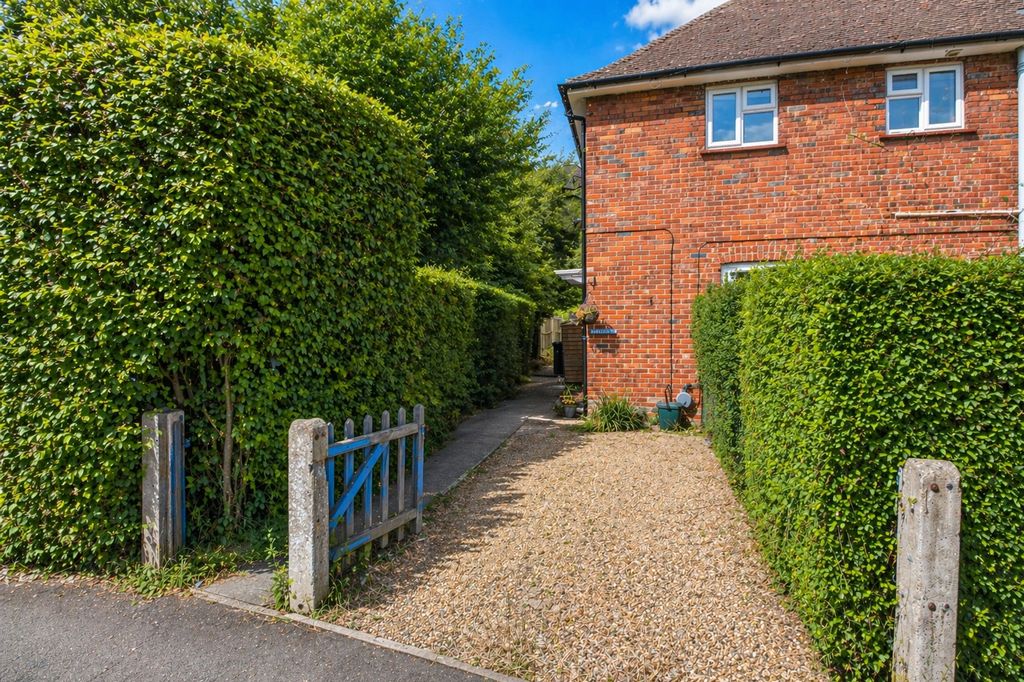 Property photo 1 of 9 External