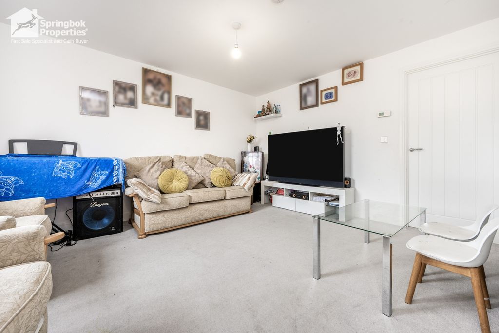 Property photo 2 of 19 Image 1