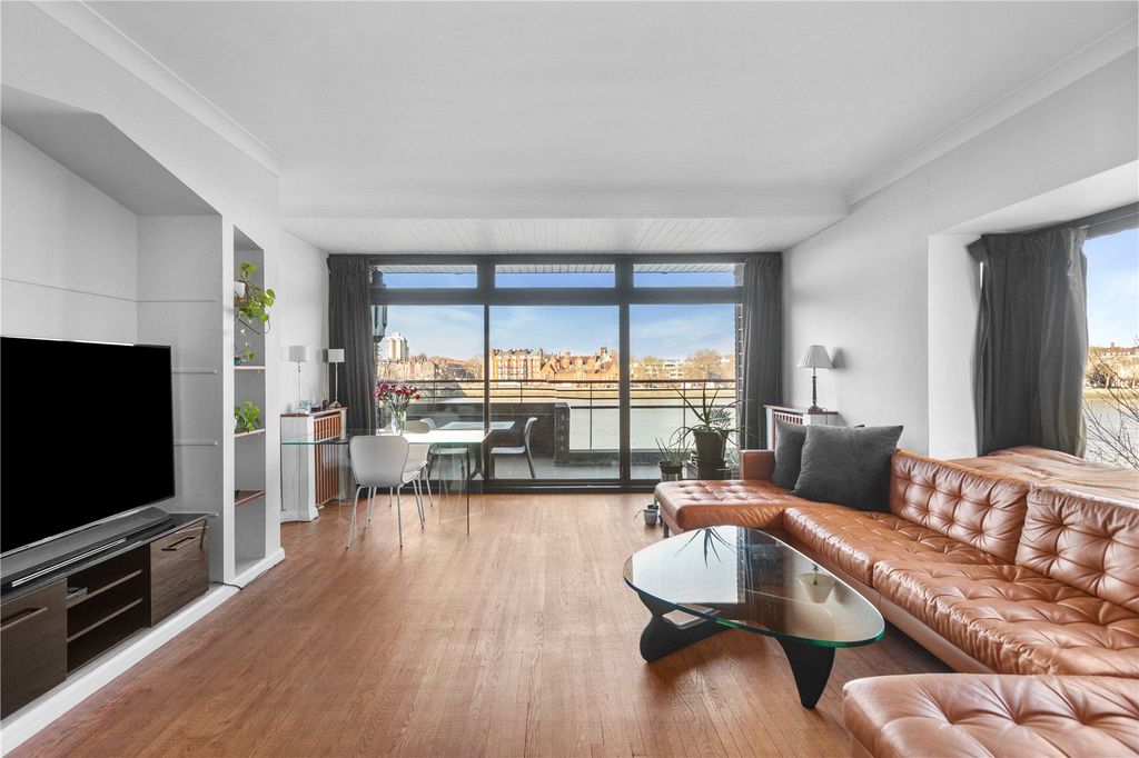 Property photo 2 of 14 Picture No. 25