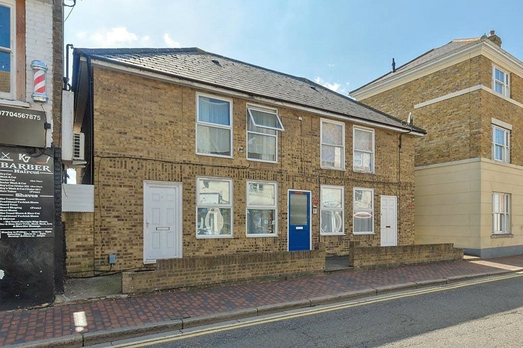 Property photo 1 of 9 Picture No. 10