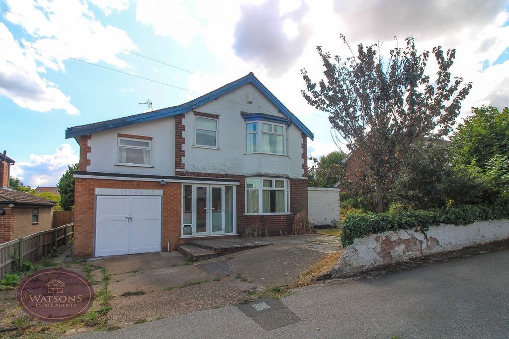Property photo 1 of 5