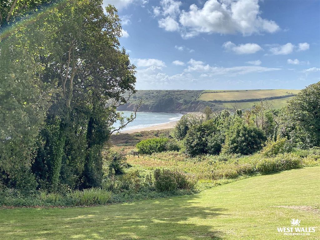 Additional image 5 of 2 bed flat for saleDevon Court, Freshwater East, Pembroke SA71