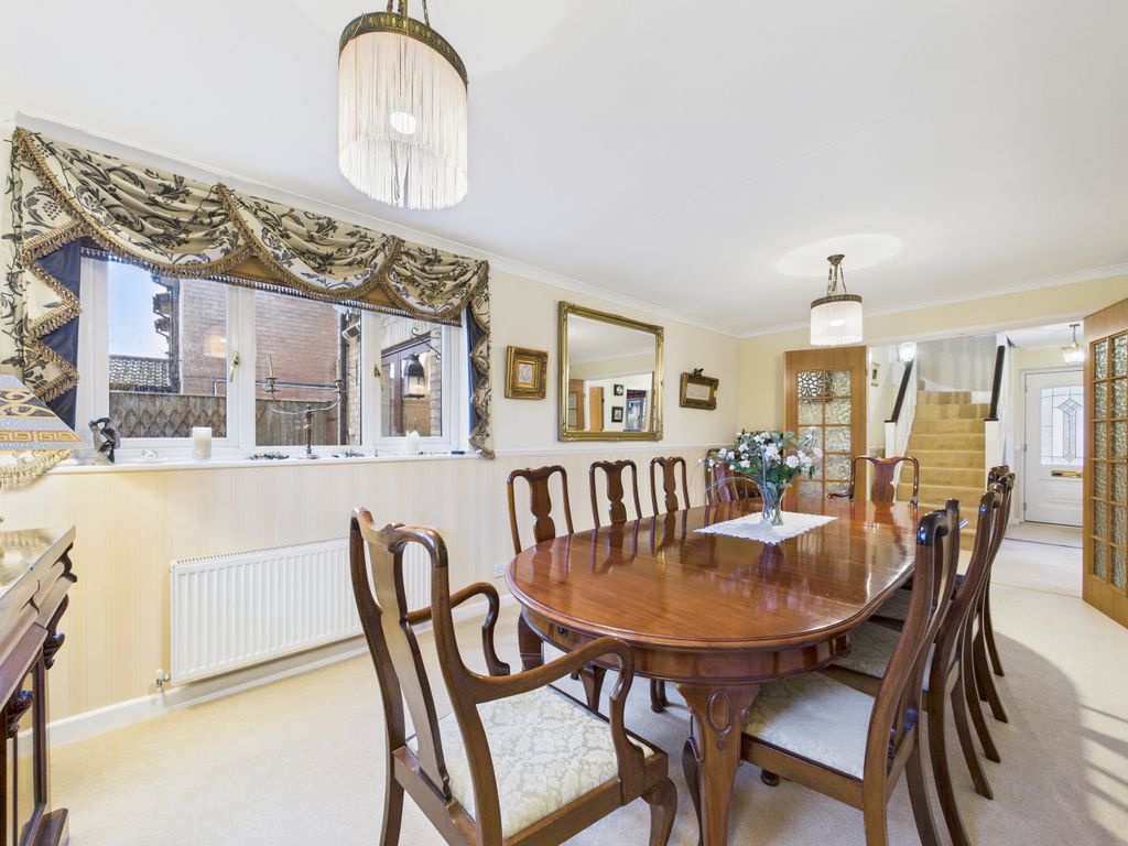 Property photo 2 of 22 Cam01354G0-Pr0632-Still011