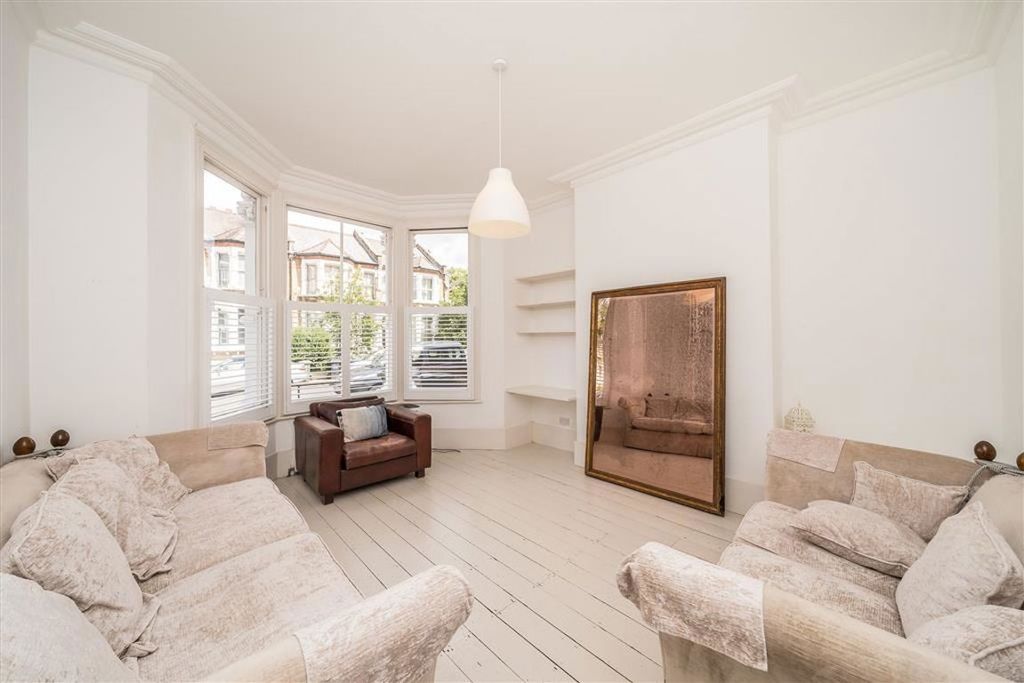 Property photo 2 of 9