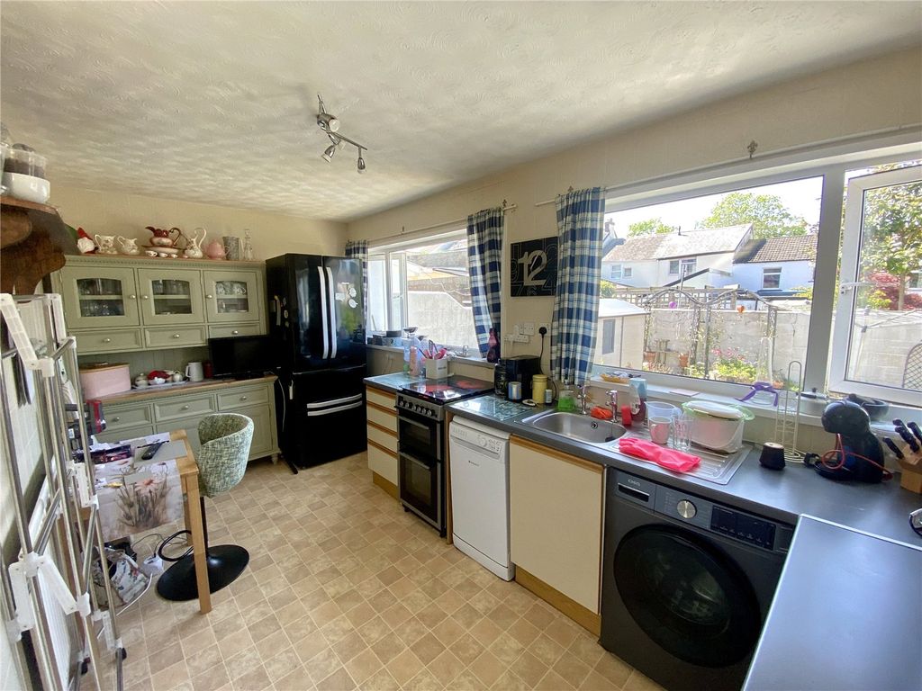 Property photo 3 of 18 Picture No. 09