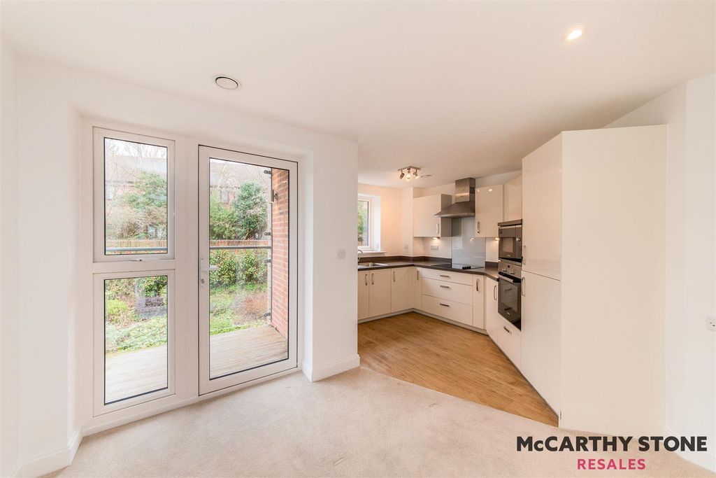 Property photo 1 of 12 Dsc_4110.Jpg