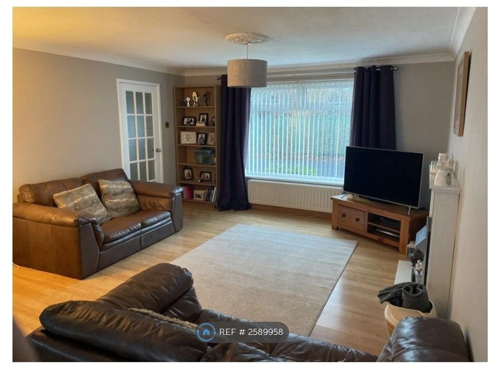Property photo 2 of 4