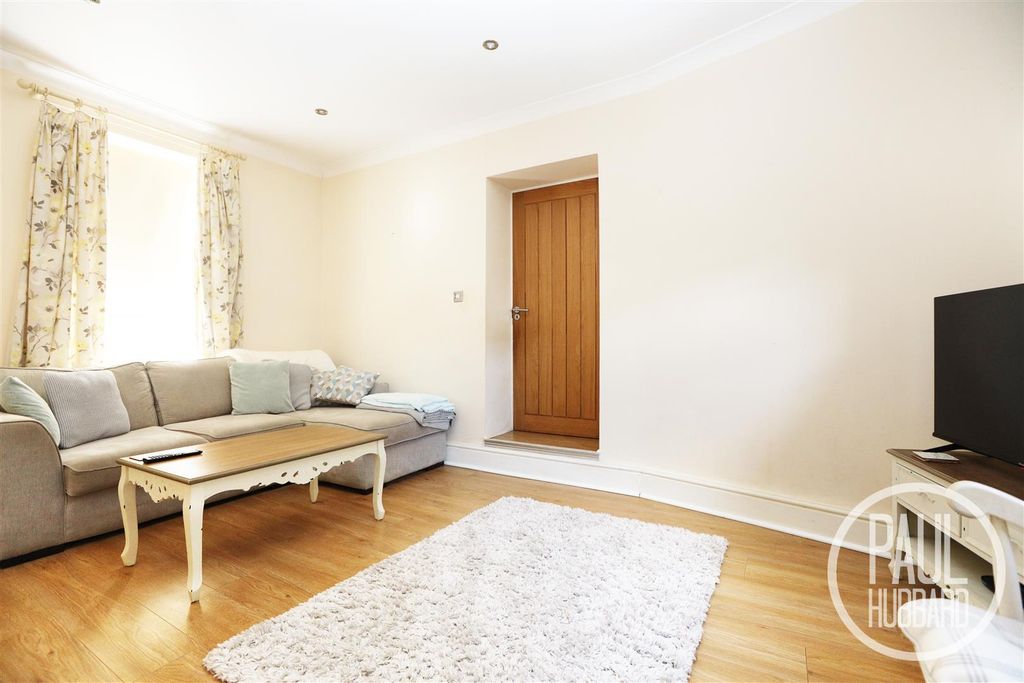 Property photo 3 of 8 7R5A3521.Jpg