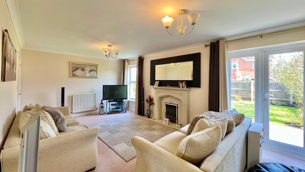 Property photo 3 of 28 Photo 24