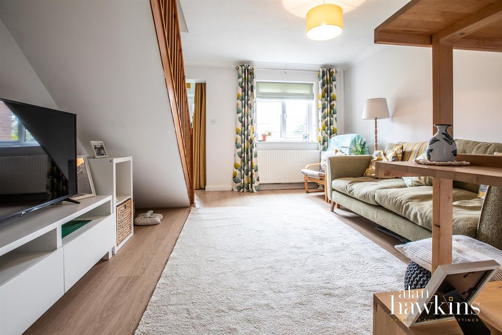 Property photo 2 of 13 3492-1.Jpg