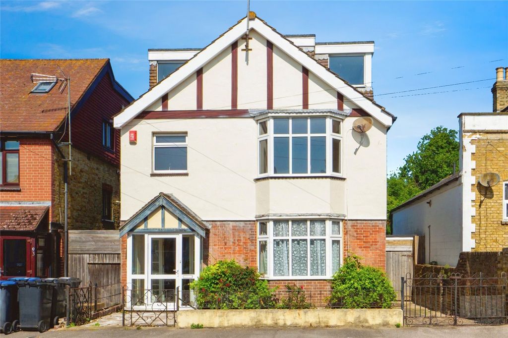 Property photo 2 of 19 Picture No. 20