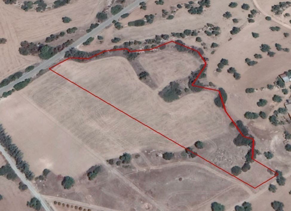 Property photo 1 of 2