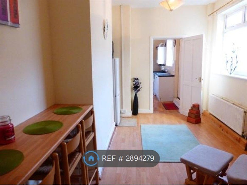 Property photo 3 of 11
