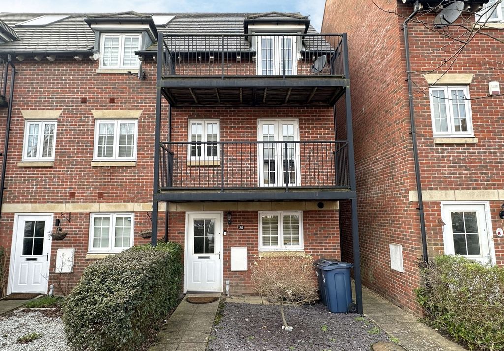 Property photo 1 of 15 Front