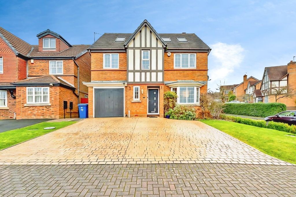 Property photo 1 of 30 4d28F641-42 20Brisbane 20Way 20- 20Front 20Shot.Jp