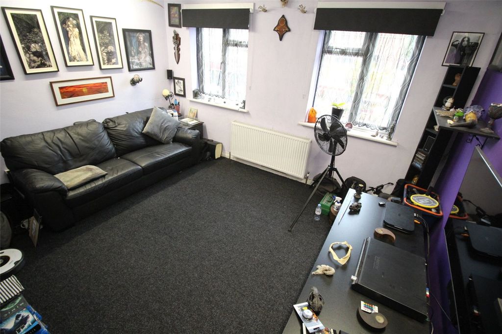 Property photo 2 of 8 Picture No. 01