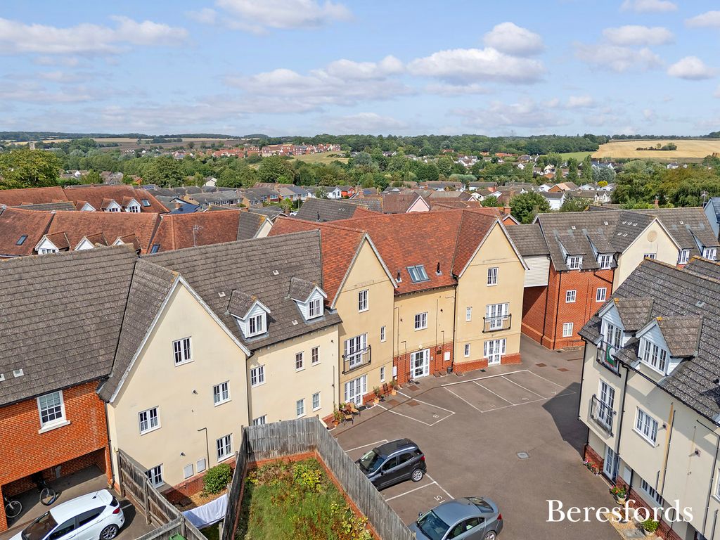 Property photo 1 of 13 Front