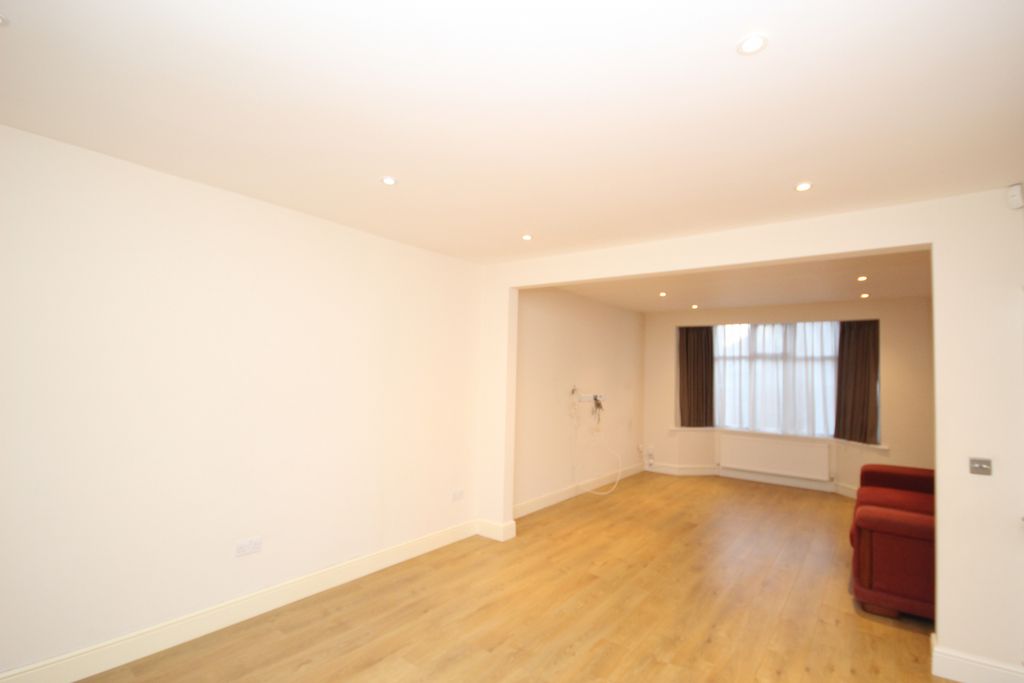 Property photo 3 of 15 Gallery