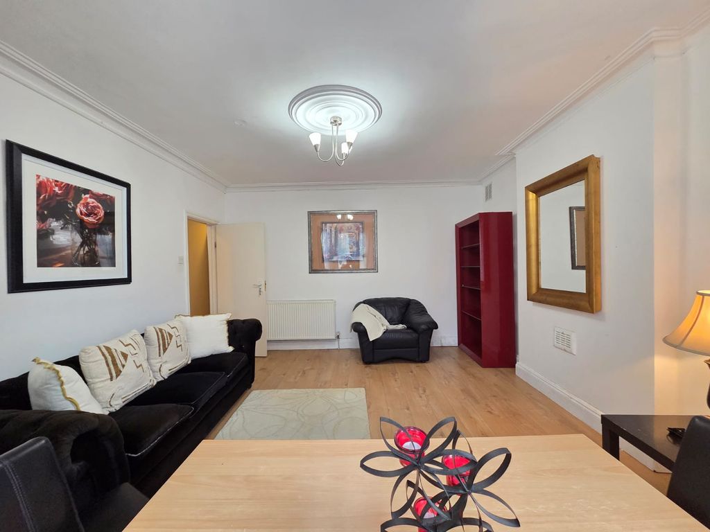 Property photo 3 of 23