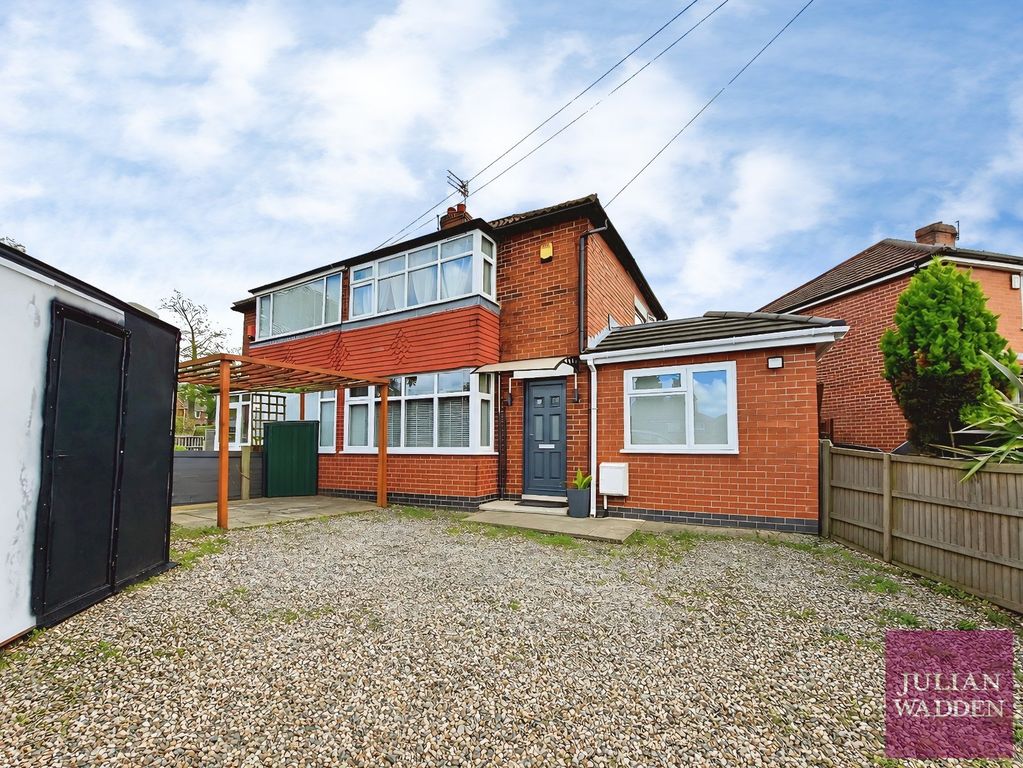Property photo 1 of 15 External