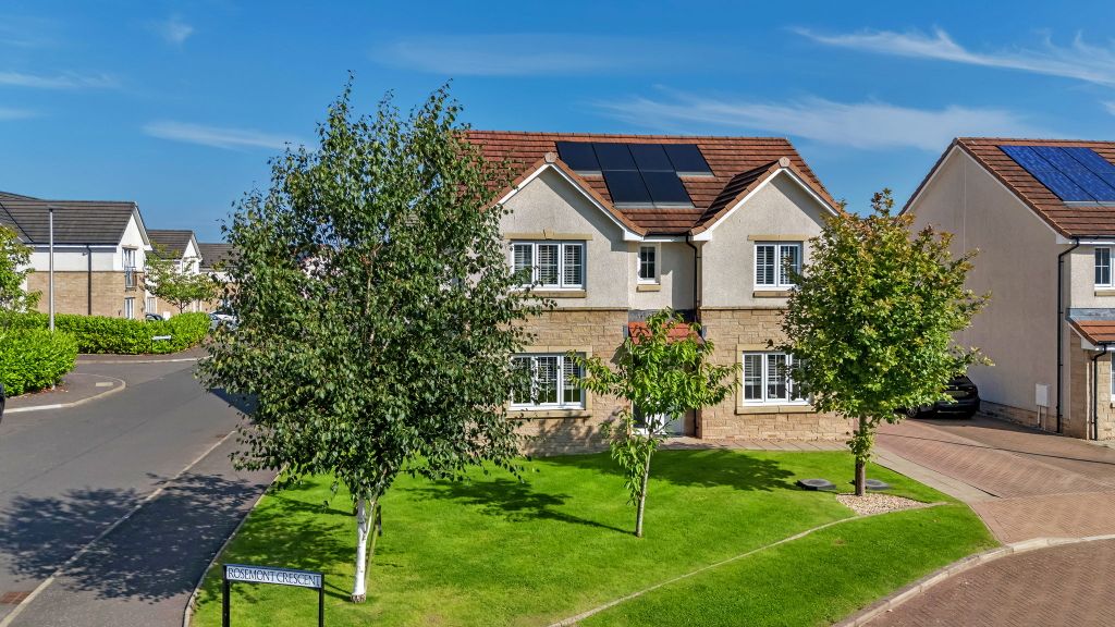 Property photo 2 of 54 1