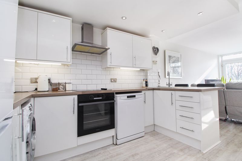 Property photo 2 of 19 Living Room