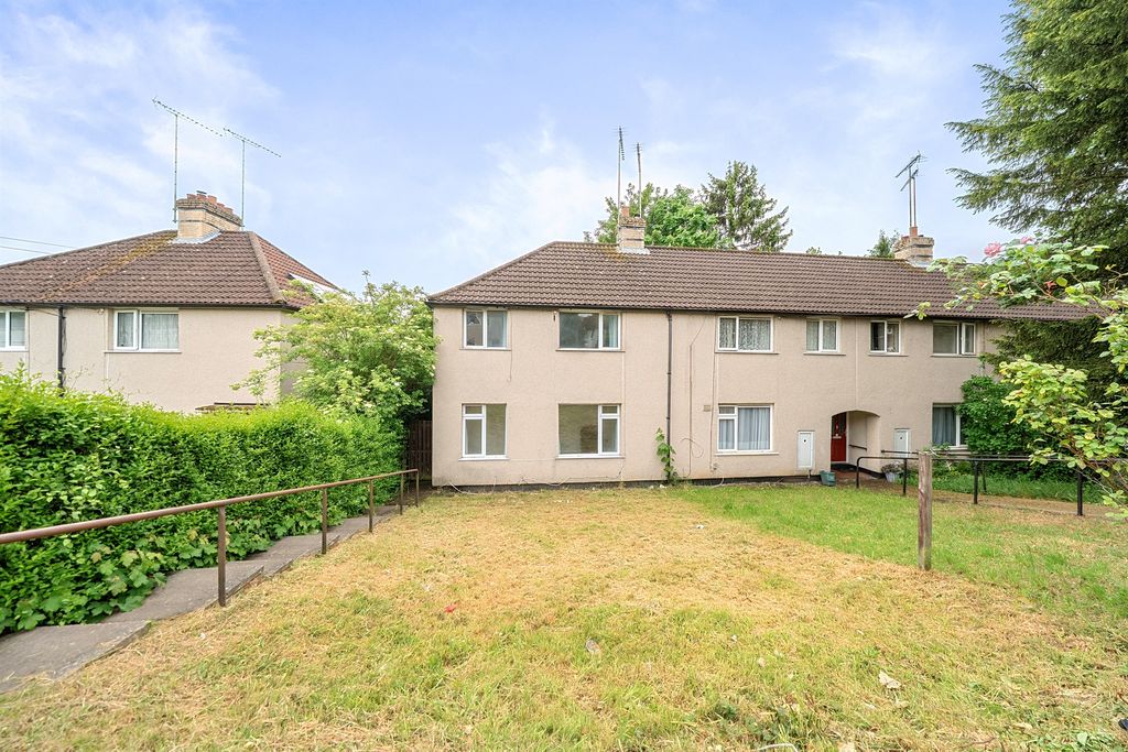 Property photo 1 of 13