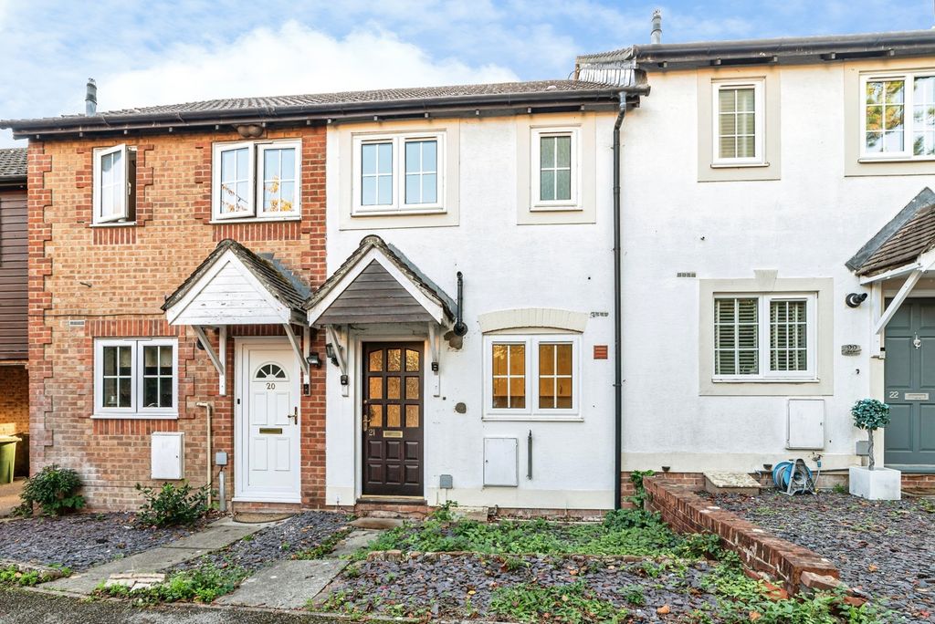 Property photo 1 of 18 Pbox-Img.Jpg