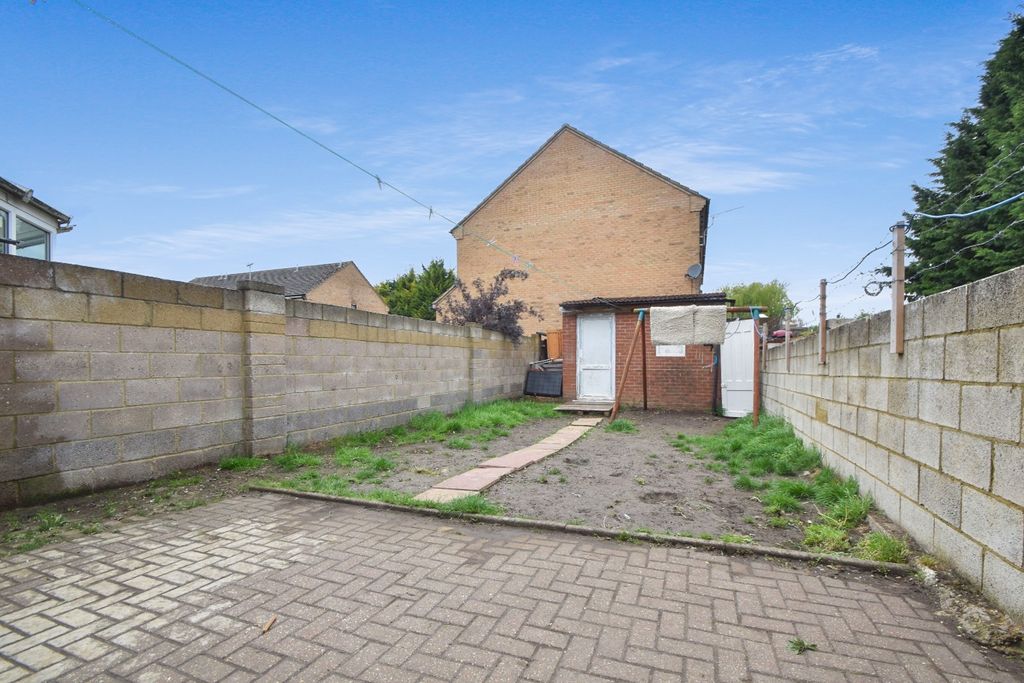 Property photo 2 of 2 3802823