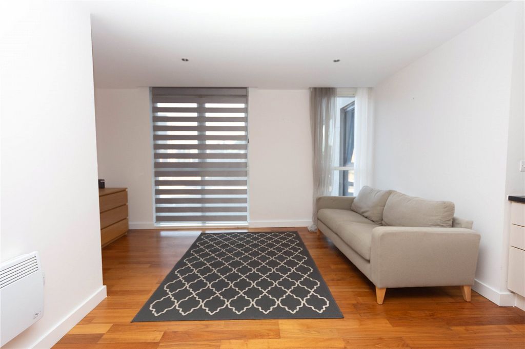 Property photo 3 of 10 Picture No. 02