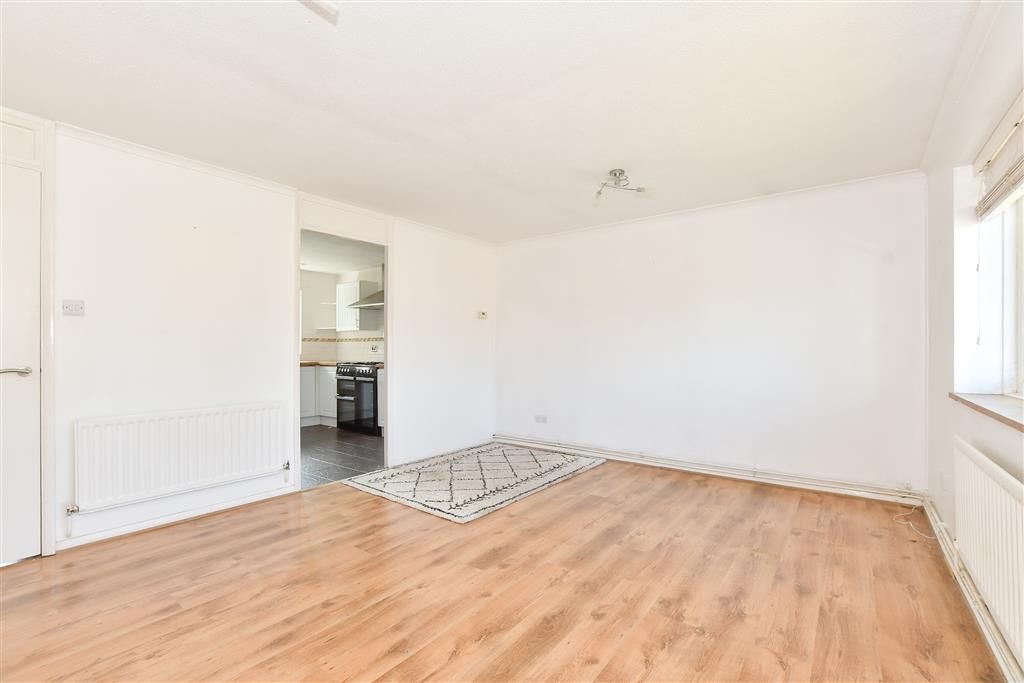 Property photo 1 of 9 Lounge/Dining Room