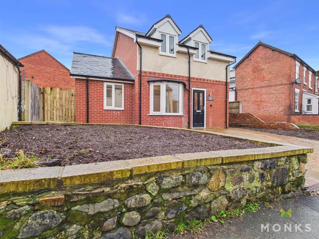 Property photo 1 of 14 Cam01420G0-Pr0830-Still014.Jpg