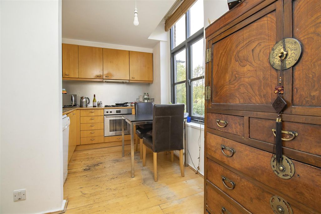 Property photo 3 of 15 1508.Jpg