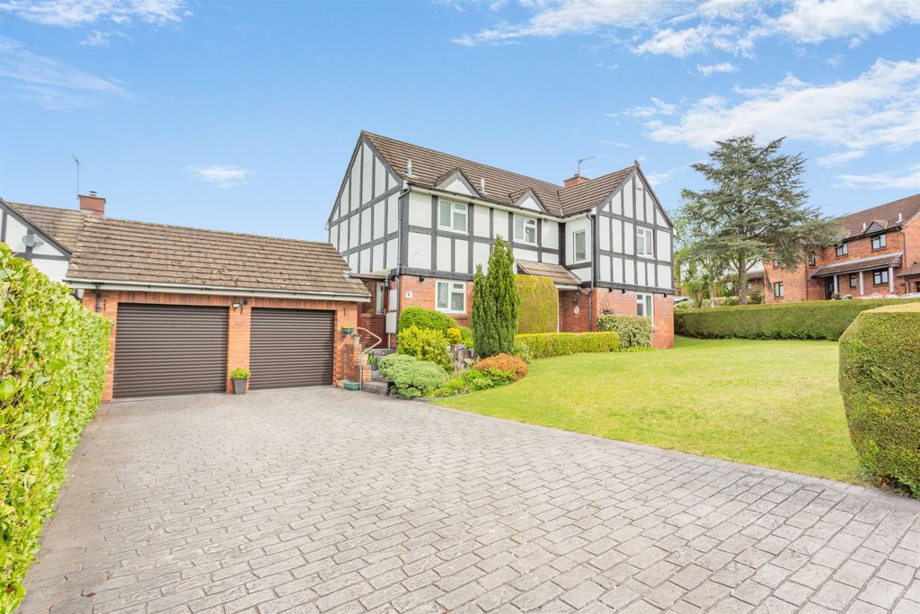 Property photo 1 of 23