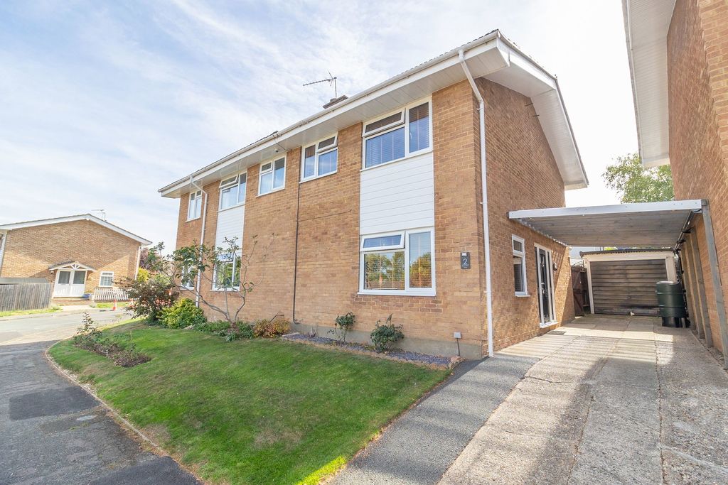 Property photo 1 of 25