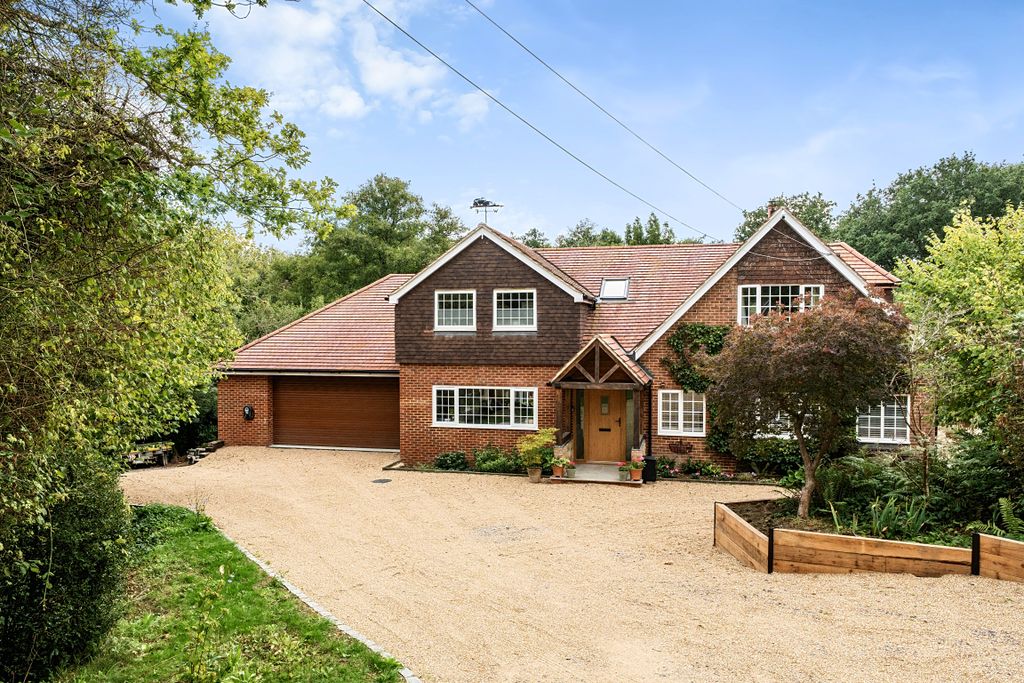 Property photo 1 of 18