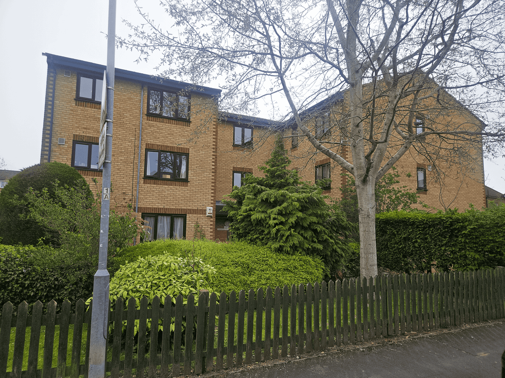 Property photo 1 of 6