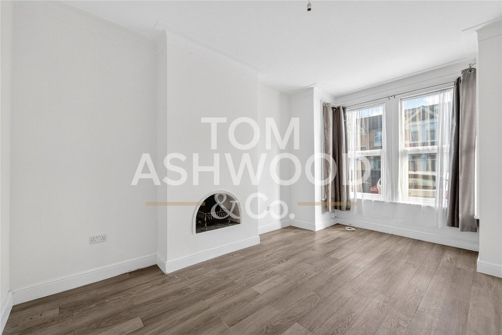 Property photo 2 of 16 Picture No. 31