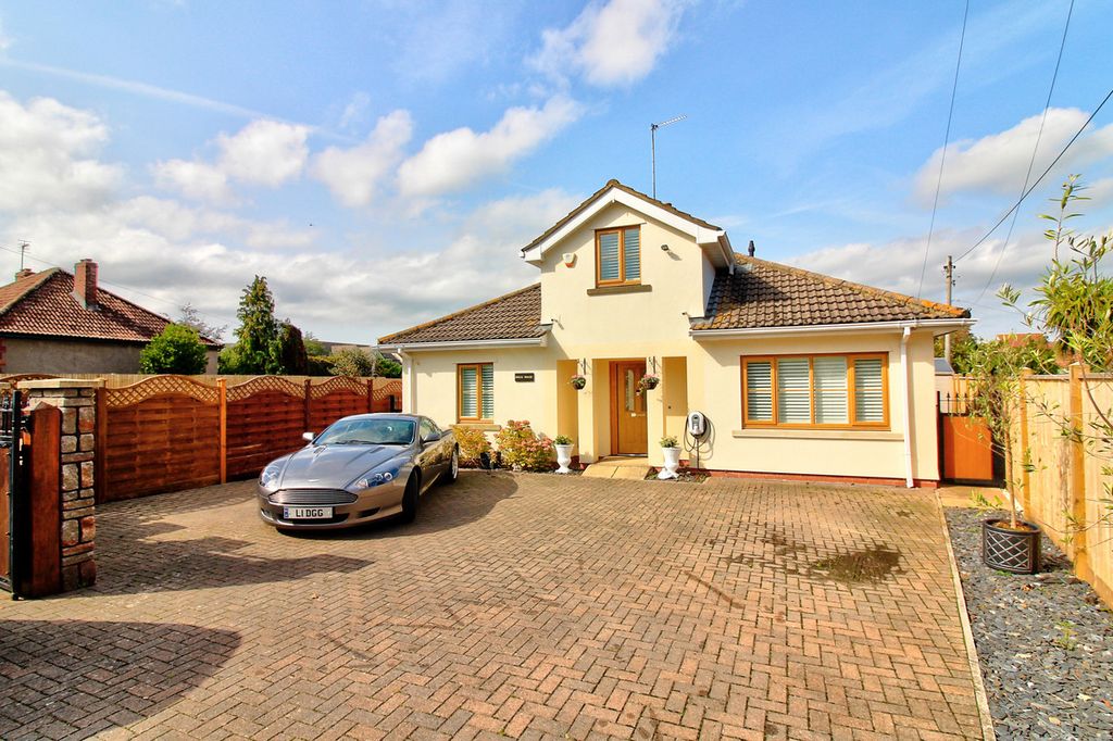 Property photo 1 of 25