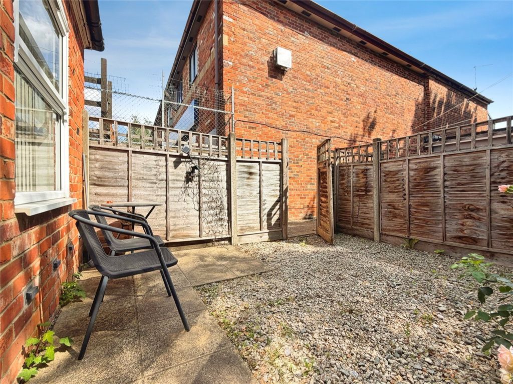 Property photo 1 of 6 Picture No. 14