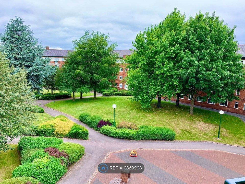 Property photo 2 of 10 Garden