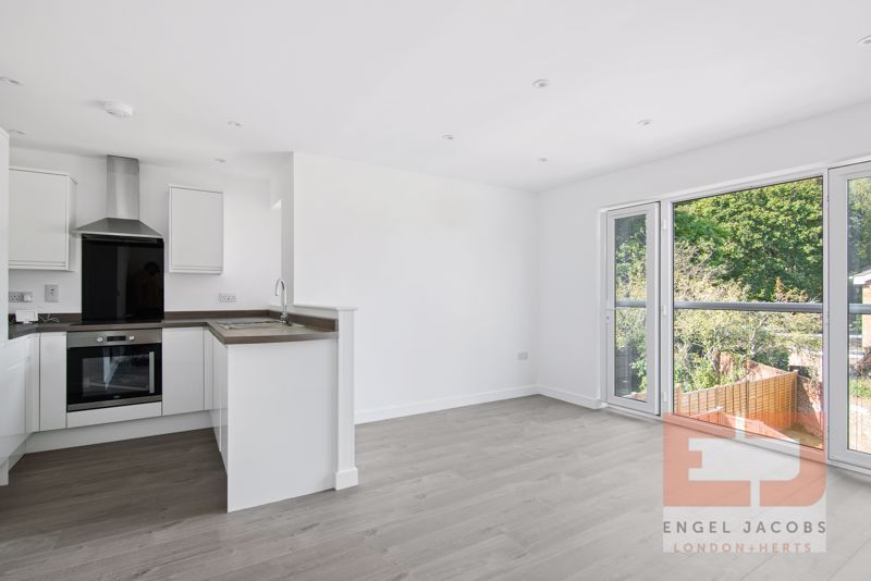 Property photo 2 of 12 Kitchen/Reception