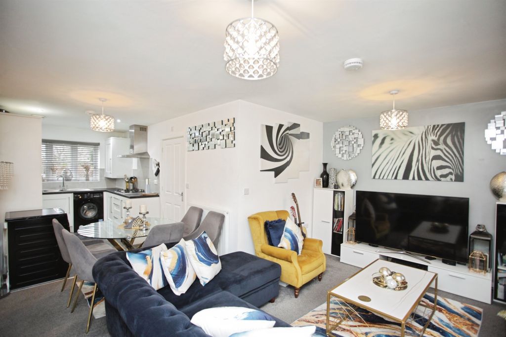 Property photo 3 of 16