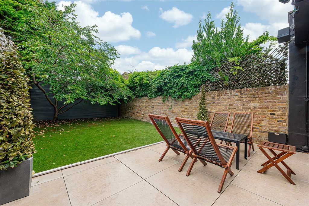 Property photo 3 of 25 Picture No. 51