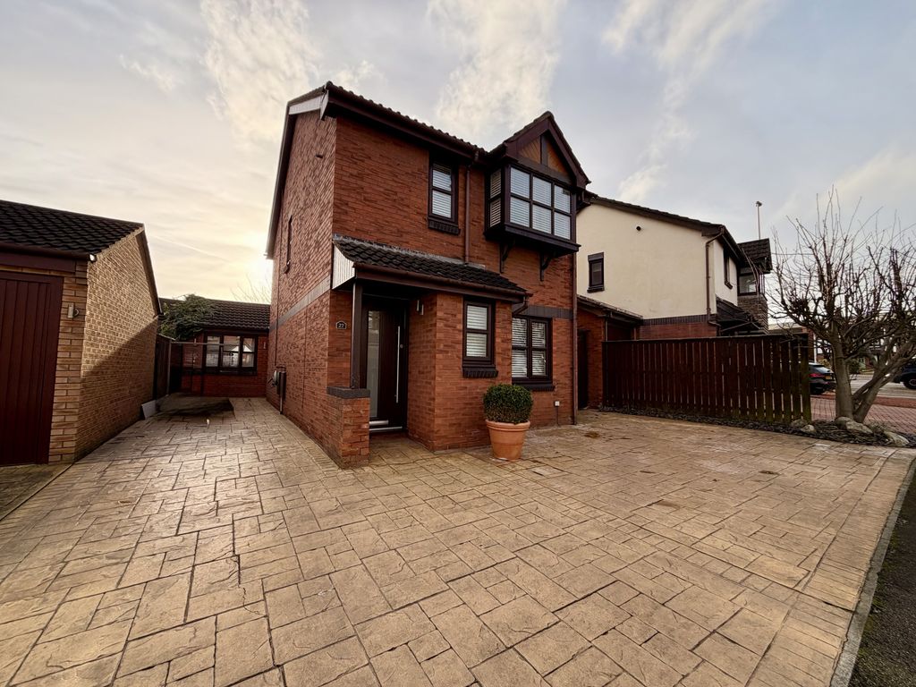 Property photo 1 of 25