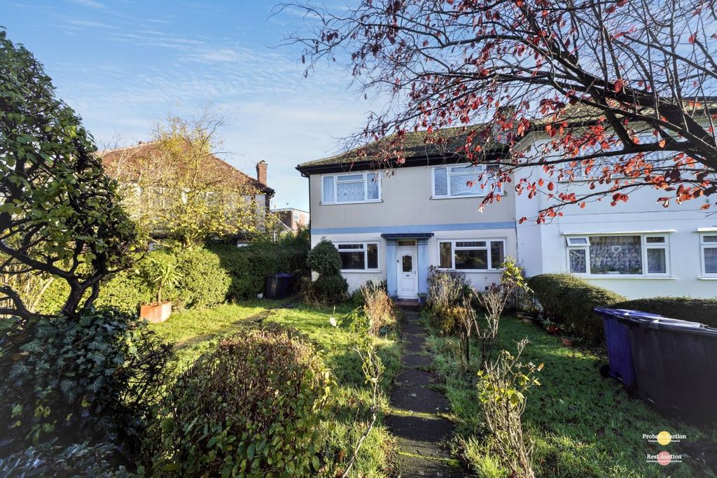 Property photo 1 of 19