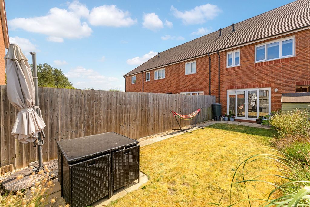 Property photo 2 of 26