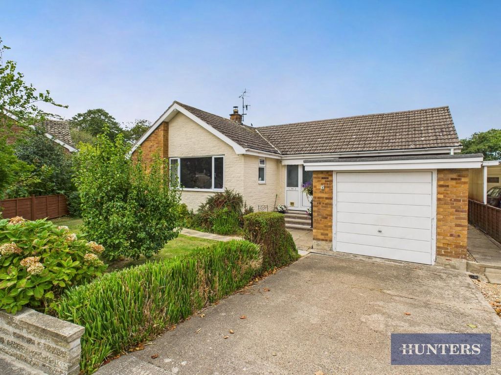 Property photo 1 of 14 Front