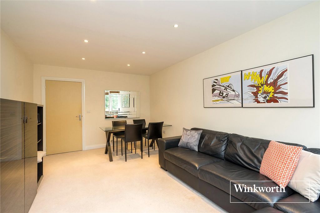 Property photo 3 of 14 Picture No. 15