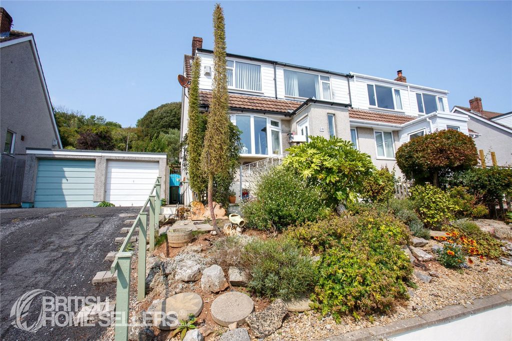 Property photo 1 of 40 Picture No. 25